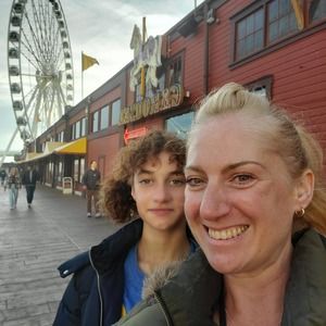 Meet your Posher, Crystal